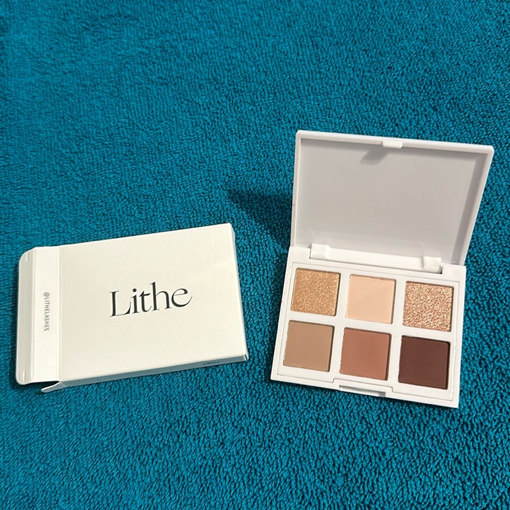 Lithe eyeshadow palette